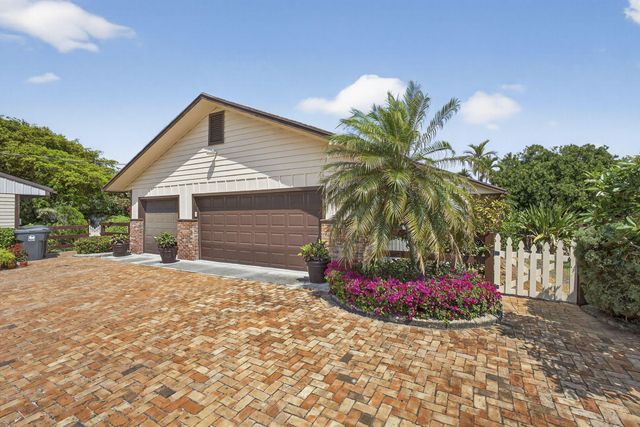739 Cindy Circle Lane, Wellington, FL 33414