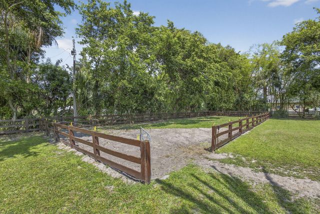 739 Cindy Circle Lane, Wellington, FL 33414