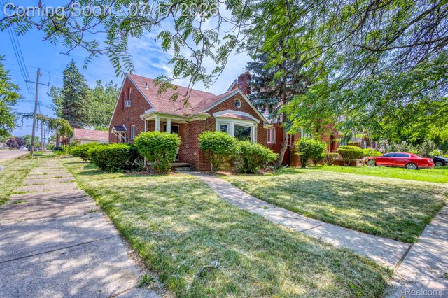 8360 FREDA Street, Detroit, MI 48204