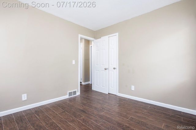 8360 FREDA Street, Detroit, MI 48204