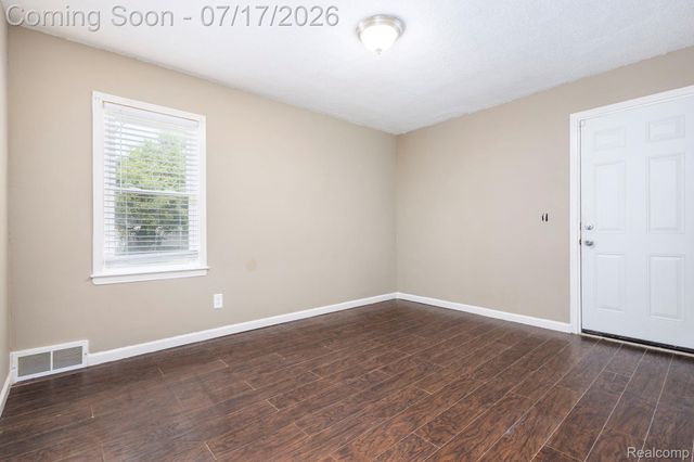 8360 FREDA Street, Detroit, MI 48204