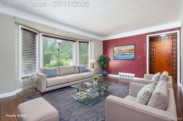 8360 FREDA Street, Detroit, MI 48204