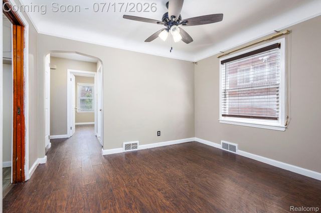 8360 FREDA Street, Detroit, MI 48204