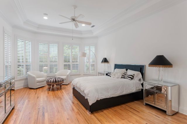 17 Woodcreek Lane, Frisco, TX 75034