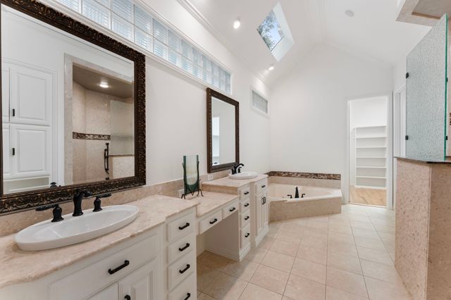 17 Woodcreek Lane, Frisco, TX 75034