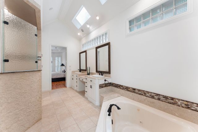17 Woodcreek Lane, Frisco, TX 75034