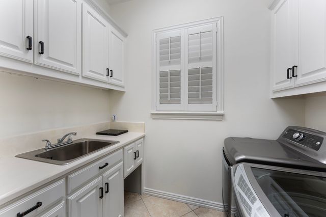 17 Woodcreek Lane, Frisco, TX 75034