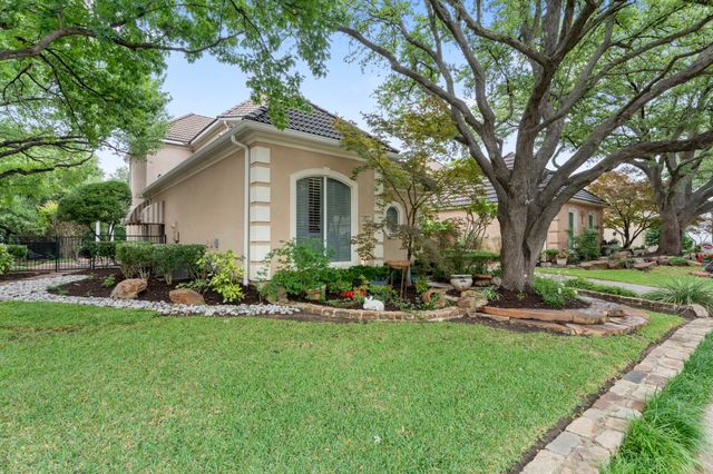 17 Woodcreek Lane, Frisco, TX 75034