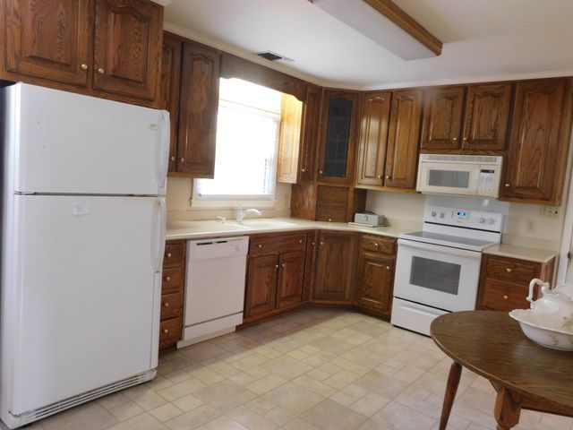 1144 Spencer Ave, Gallatin, TN 37066