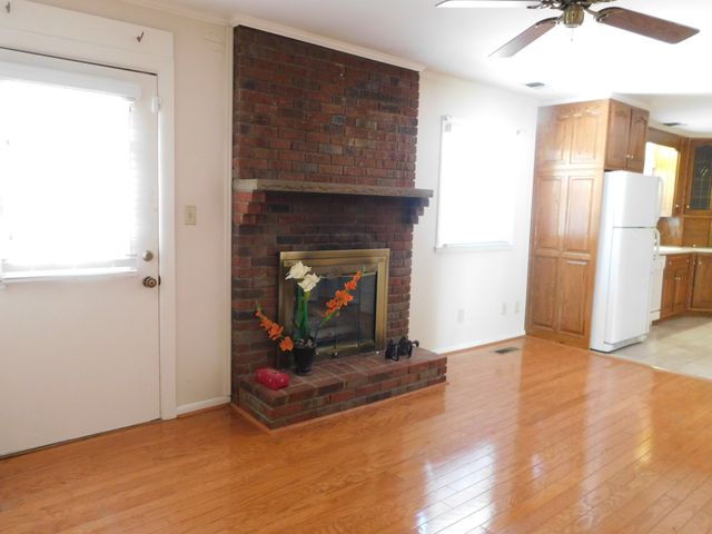 1144 Spencer Ave, Gallatin, TN 37066