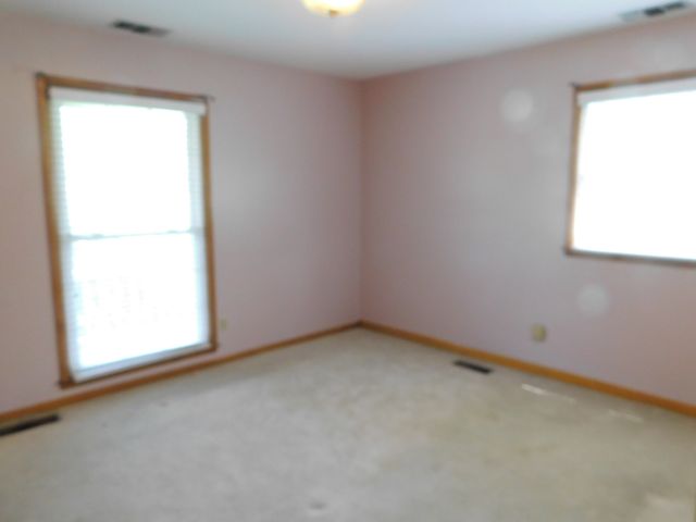 1144 Spencer Ave, Gallatin, TN 37066
