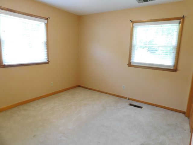 1144 Spencer Ave, Gallatin, TN 37066
