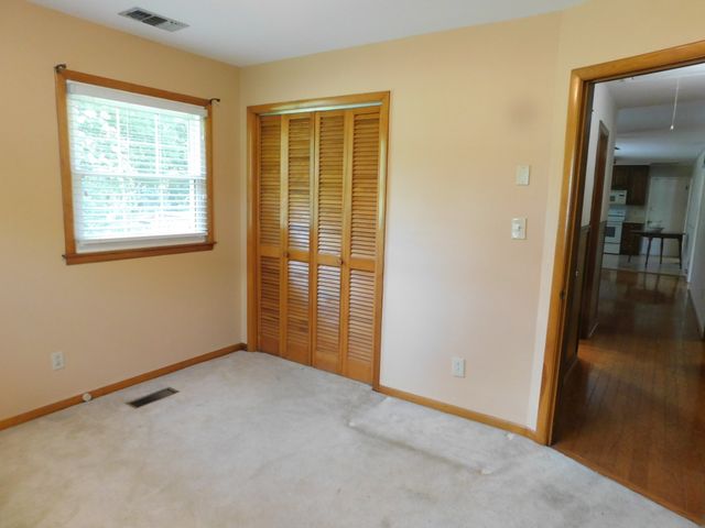 1144 Spencer Ave, Gallatin, TN 37066