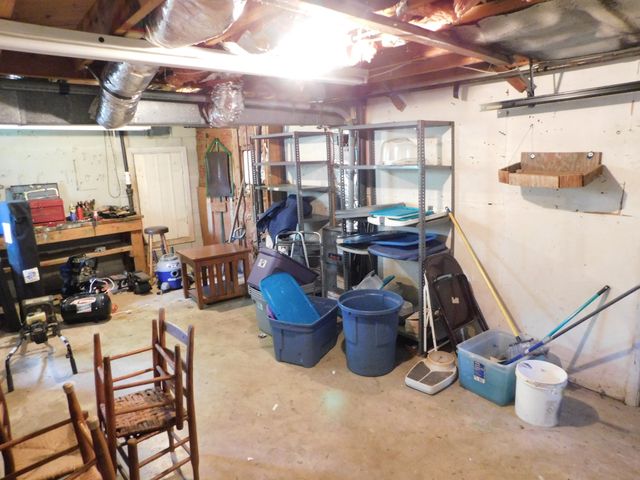 1144 Spencer Ave, Gallatin, TN 37066