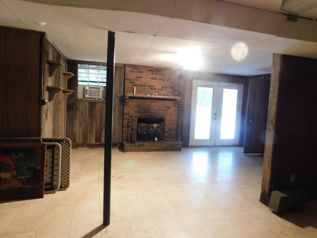1144 Spencer Ave, Gallatin, TN 37066