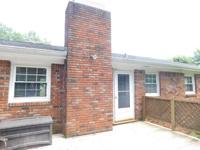 1144 Spencer Ave, Gallatin, TN 37066