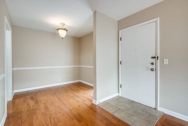 3901 Whitland Ave Apt 7, Nashville, TN 37205