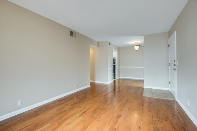 3901 Whitland Ave Apt 7, Nashville, TN 37205