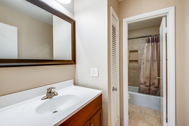 3901 Whitland Ave Apt 7, Nashville, TN 37205