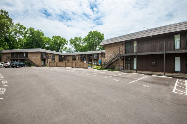 3901 Whitland Ave Apt 7, Nashville, TN 37205
