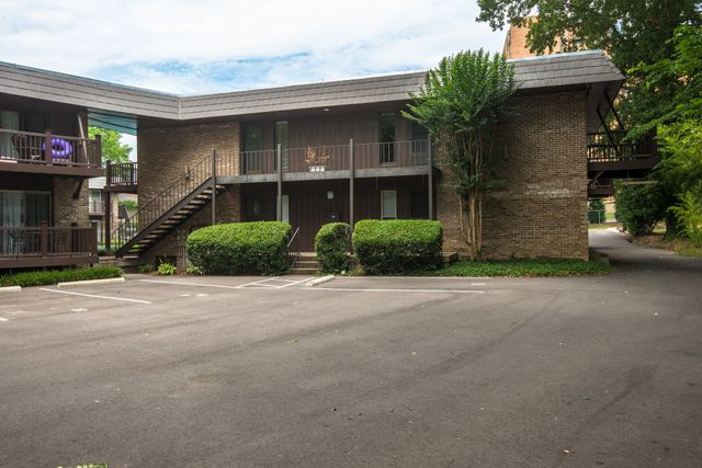3901 Whitland Ave Apt 7, Nashville, TN 37205