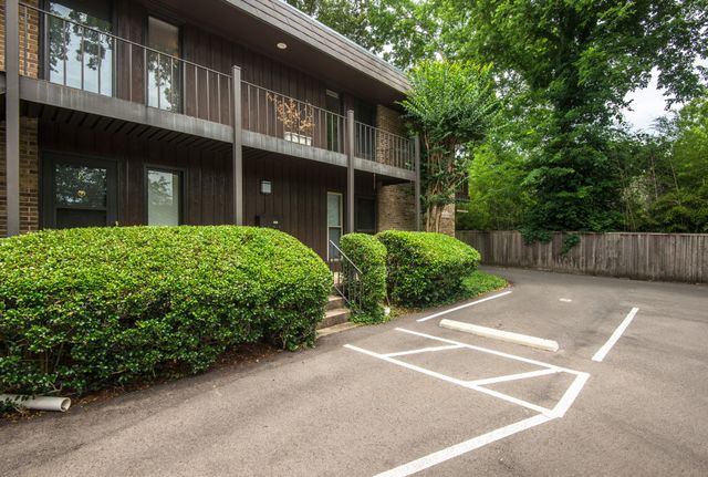 3901 Whitland Ave Apt 7, Nashville, TN 37205