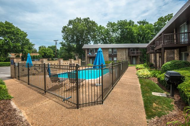 3901 Whitland Ave Apt 7, Nashville, TN 37205