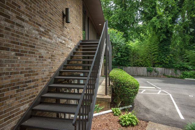 3901 Whitland Ave Apt 7, Nashville, TN 37205