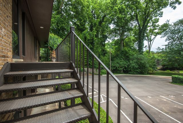 3901 Whitland Ave Apt 7, Nashville, TN 37205