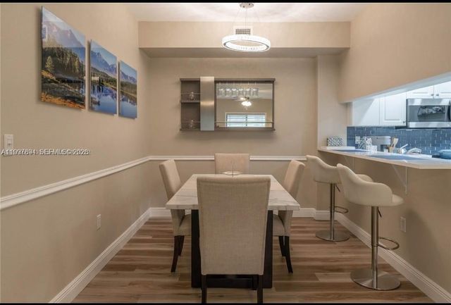 2916 Tuscany Ct 201, Palm Beach Gardens, FL 33410