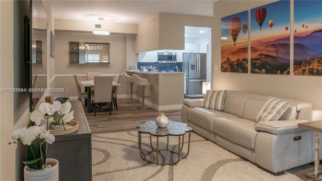 2916 Tuscany Ct 201, Palm Beach Gardens, FL 33410