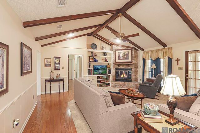 1127 S Vista Ave, Gonzales, LA 70737