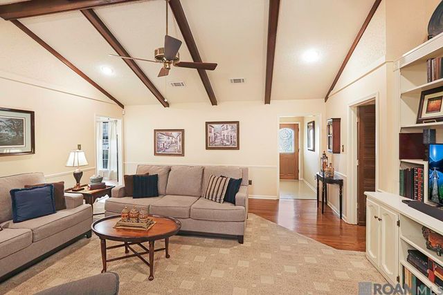 1127 S Vista Ave, Gonzales, LA 70737