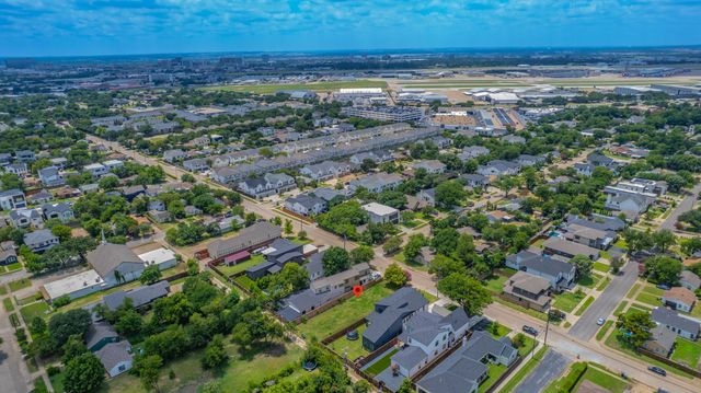 7610 Roper Street, Dallas, TX 75209