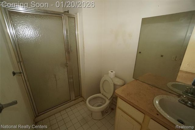 9025 Newport Way 24, Livonia, MI 48150