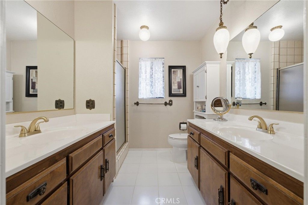Image 22 of property listing at 303 Susan Court, Palmdale, CA 93551