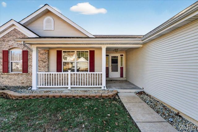 1626 Irish Sea, High Ridge, MO 63049