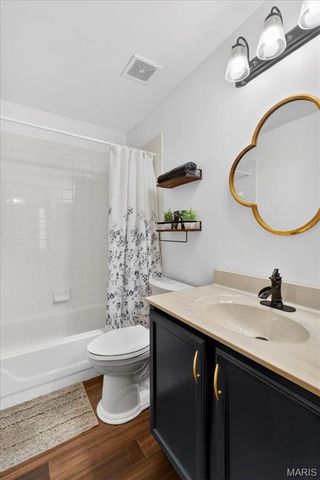 1626 Irish Sea, High Ridge, MO 63049