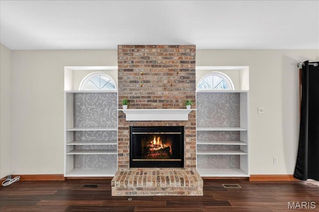 1626 Irish Sea, High Ridge, MO 63049