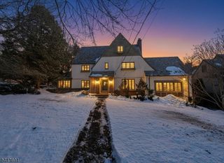 112 Oxford Pl, Glen Rock Boro, NJ 07452