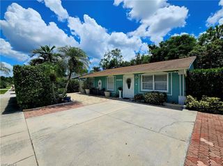 12043 Sitterley ST, Naples, FL 34113