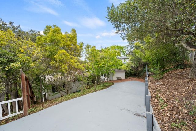 2215 Coronet Boulevard, Belmont, CA 94002