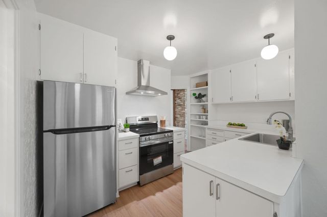 2215 Coronet Boulevard, Belmont, CA 94002