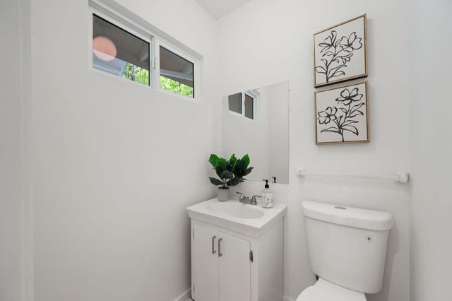 2215 Coronet Boulevard, Belmont, CA 94002