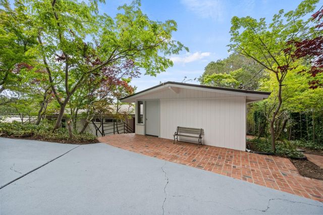 2215 Coronet Boulevard, Belmont, CA 94002