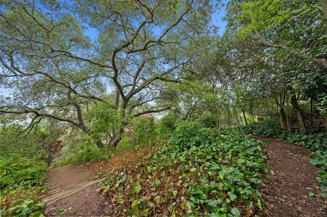2215 Coronet Boulevard, Belmont, CA 94002