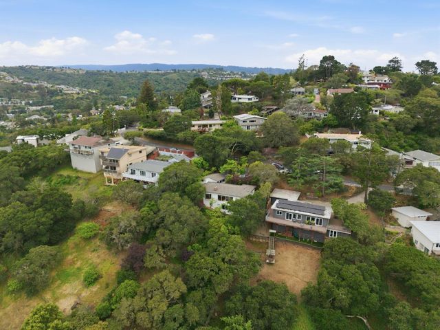 2215 Coronet Boulevard, Belmont, CA 94002