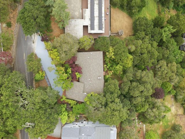 2215 Coronet Boulevard, Belmont, CA 94002
