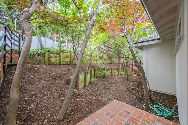 2215 Coronet Boulevard, Belmont, CA 94002