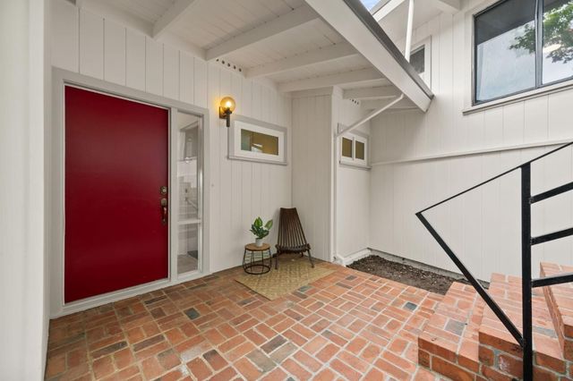 2215 Coronet Boulevard, Belmont, CA 94002